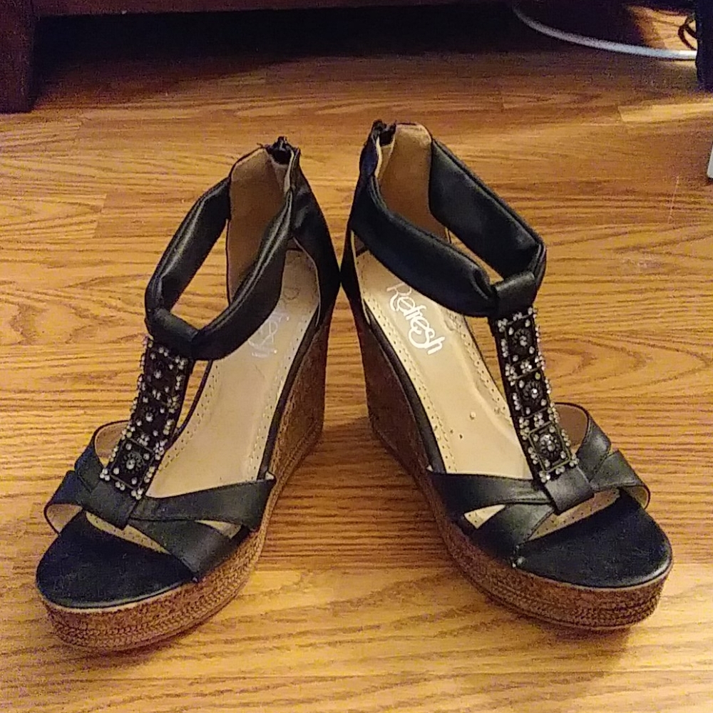 Black sparkling wedge sandals